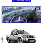 Nissan Navara Torpido Koruma Halısı - Mavi Kenar