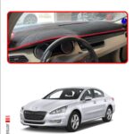 Peugeot 508 Torpido Koruma Halısı - Kırmızı Kenar