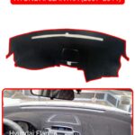 Hyundai Elantra 2007-2011 Torpido Koruma Halısı - Kırmızı Kenar